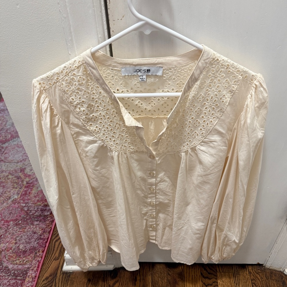 Like new Joes peasant blouse with eyelet detail